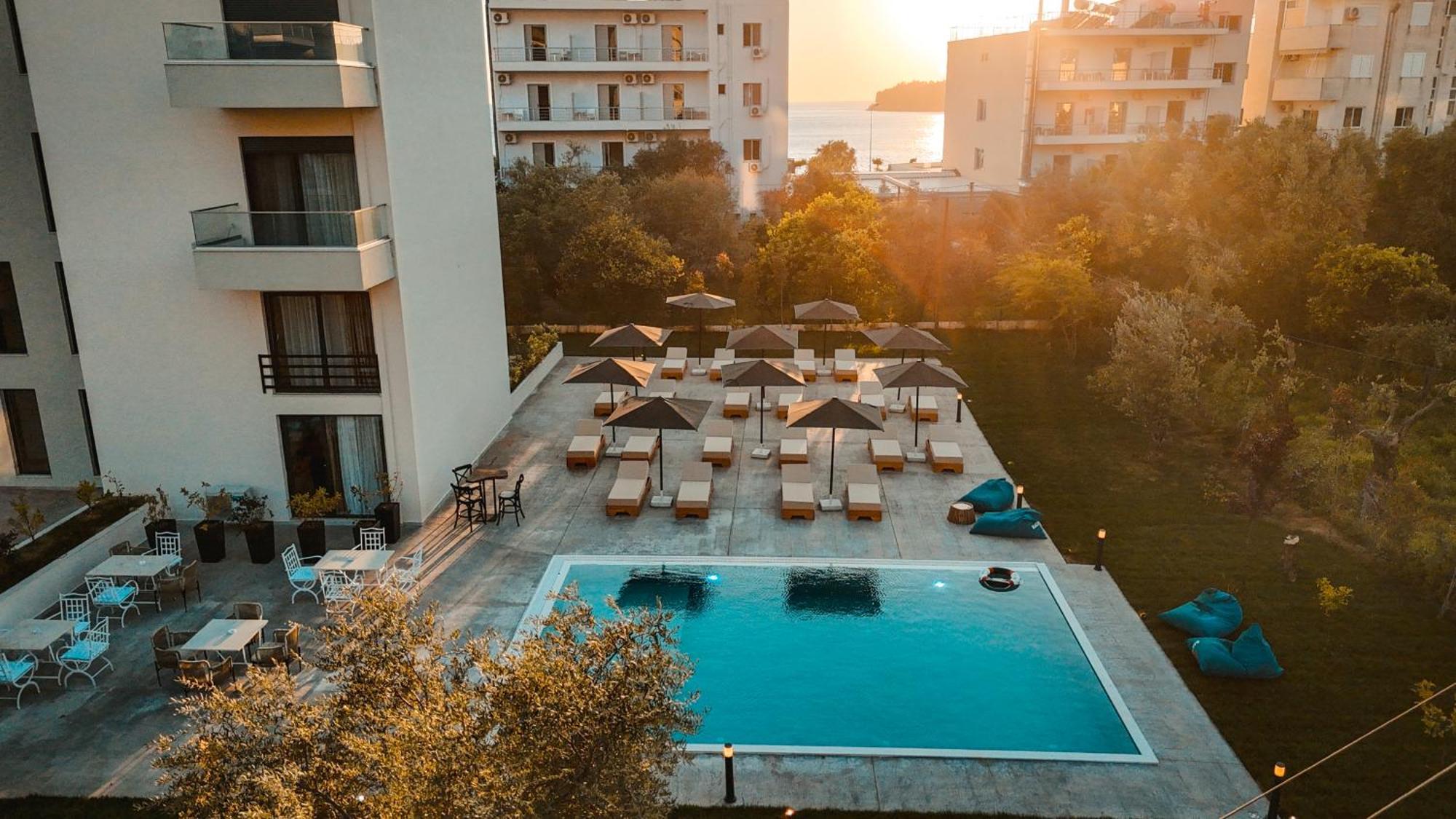 The Blue Wave Hotel Хімара Екстер'єр фото